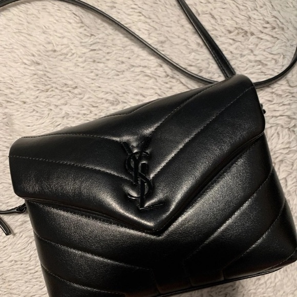 Yves Saint Laurent Toy Loulou - Picture 2 of 5